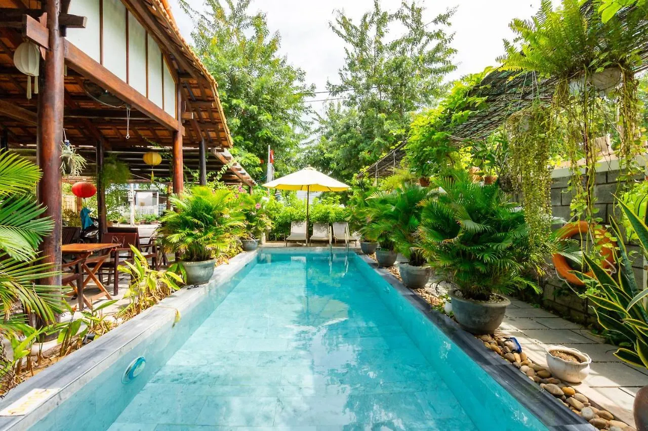 Oyo 467 Hoi An Twin Lake Villa
