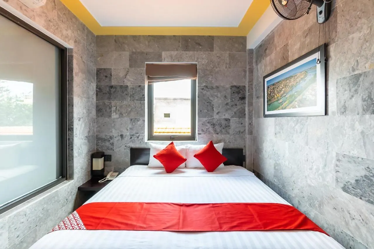 Oyo 467 Hoi An Twin Lake Villa